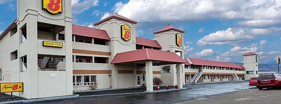 Super 8 by Wyndham Fernley