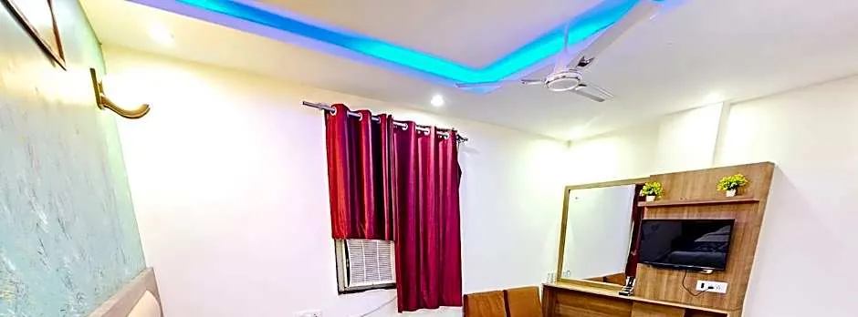 Hotel Gross International Near Delhi Airport