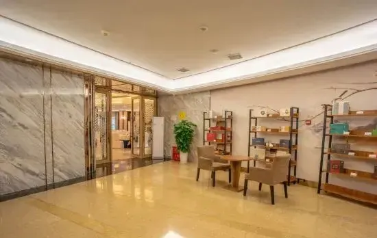 Atour S Hotel Wenshu Yuan MonasterySubway Station, Chunxi Road
