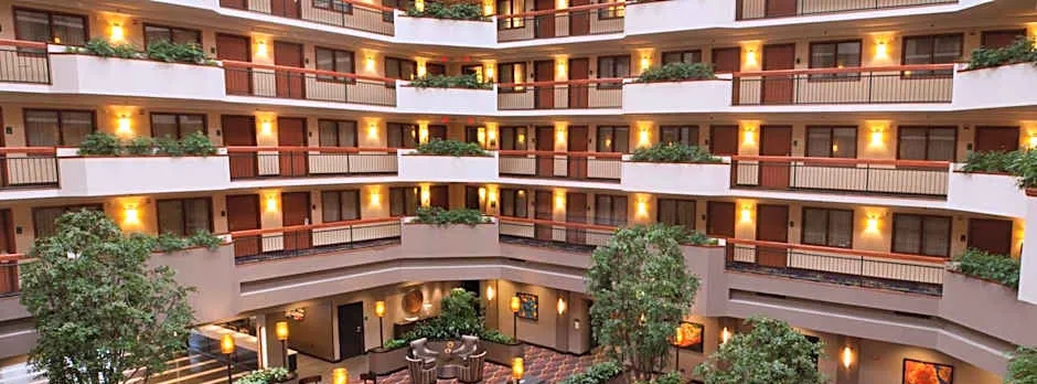 Embassy Suites by Hilton Austin Arboretum