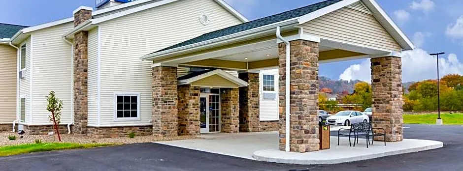 Cobblestone Inn & Suites - Ambridge