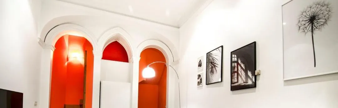 4 Bedrooms 3.5 Bathrooms Furnished - Sol - Functional Spacious