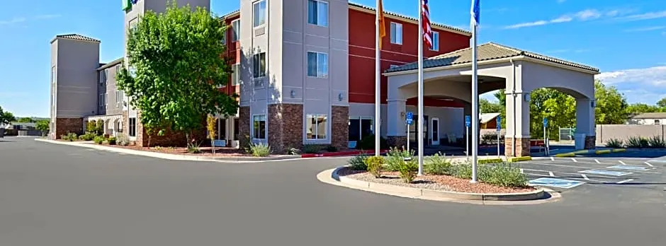 Holiday Inn Express Alburquerque N - Bernalillo By IHG