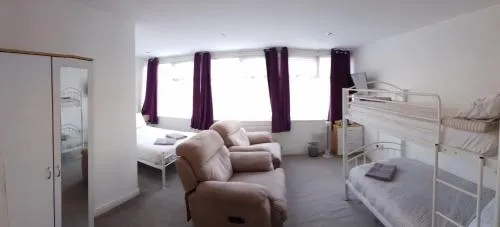 Meland (Families ONLY B&B)