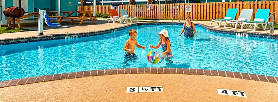 The Island Hotel Near Beach Port Aransas