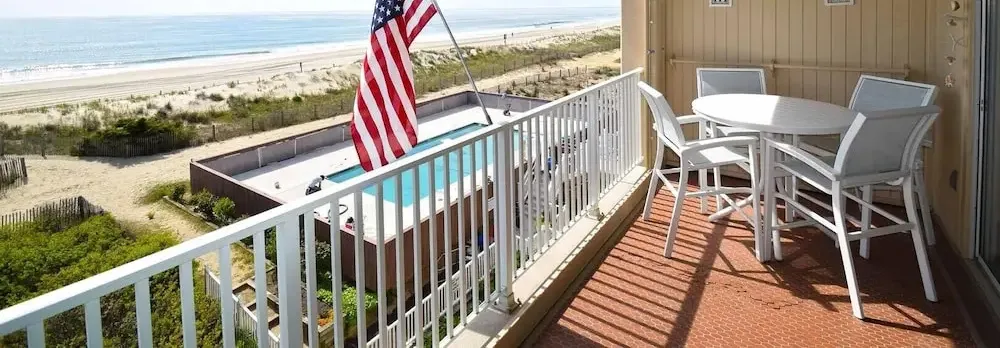 Beachmark 3d 1 Bedroom Condo by RedAwning