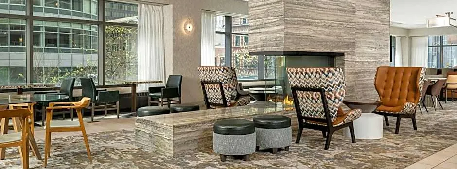 Residence Inn by Marriott Chicago Downtown/River North