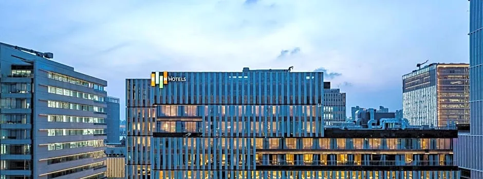 EVEN Hotel Shanghai Expo By IHG