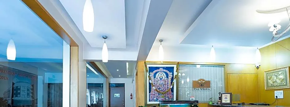 Hotel Pai Vista K R Road