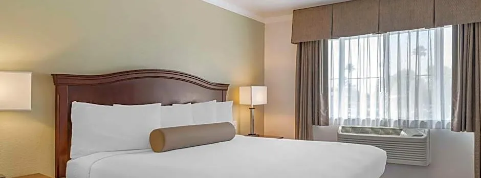 Best Western Salinas Monterey Hotel