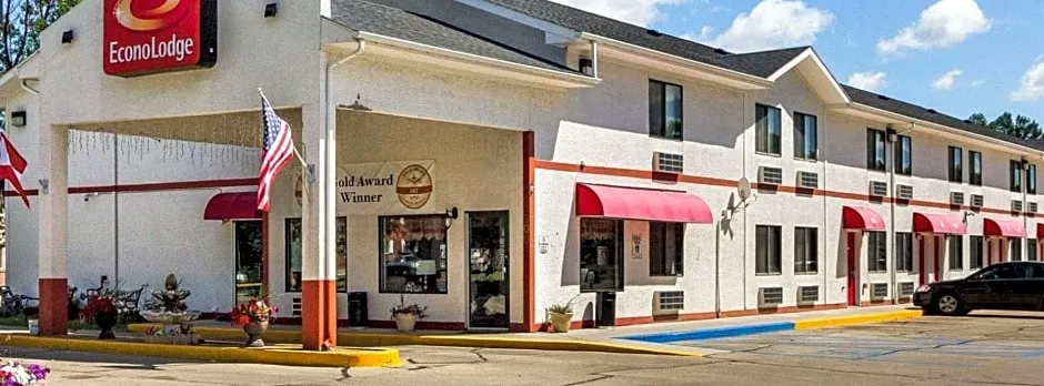 Econo Lodge Grand Forks near University