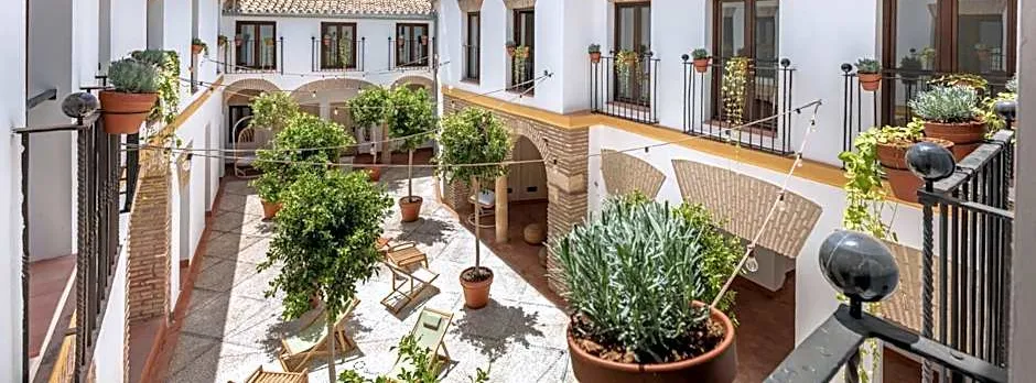 Libere Cordoba Patio Santa Marta