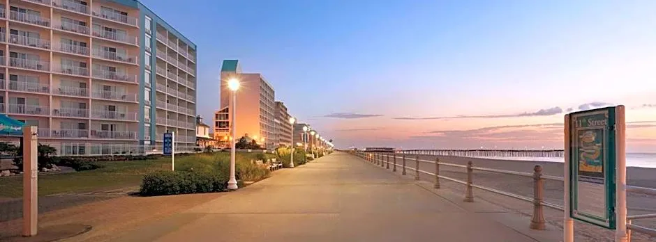 Surfbreak Virginia Beach Oceanfront, an Ascend Collection Hotel