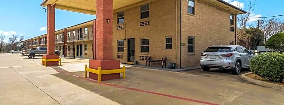 Motel 6 Dallas, TX