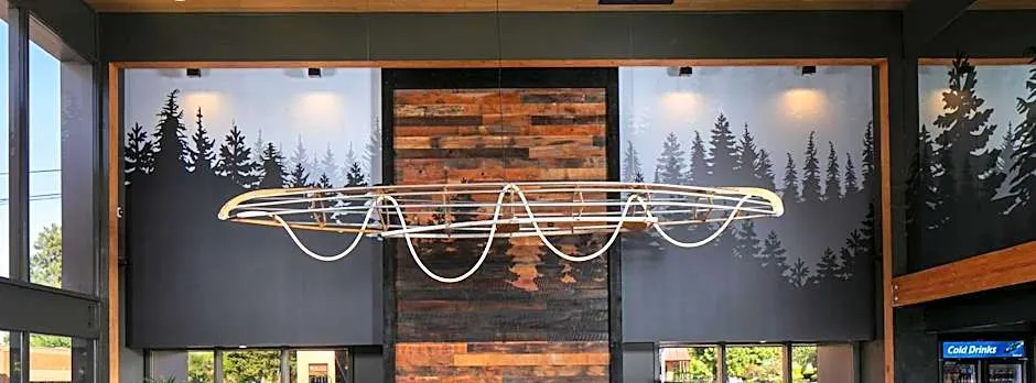 Waypoint Hotel