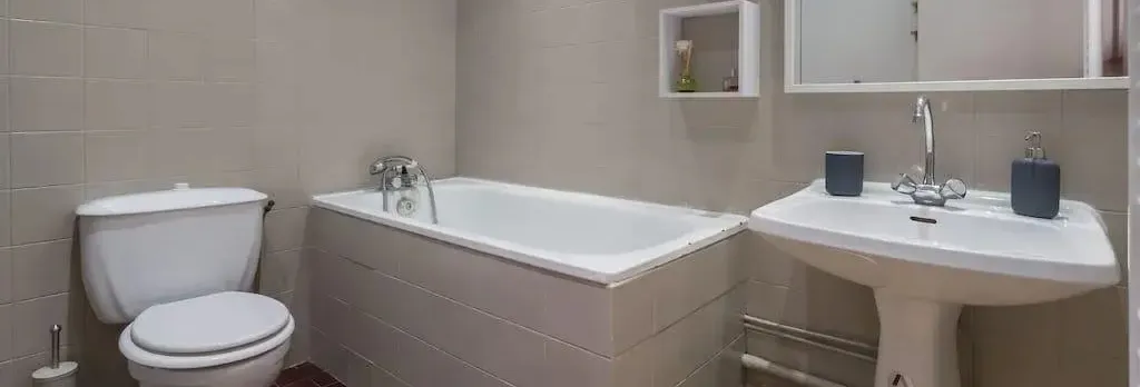 Le 27 L