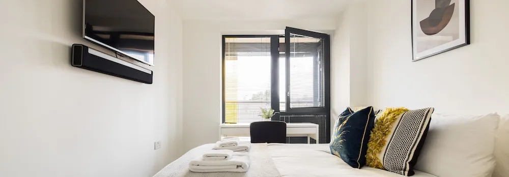 2 Bed Apartment in Shoreditch