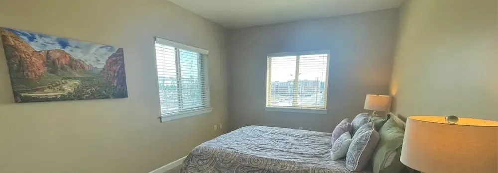 Downtown Condo Close to Everything