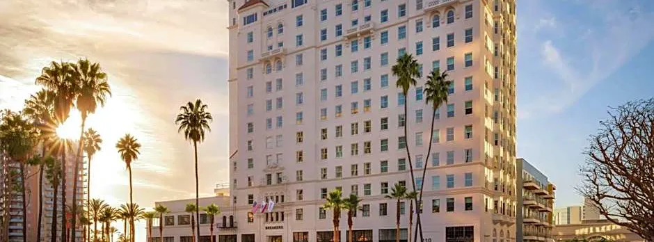 Fairmont Breakers Long Beach