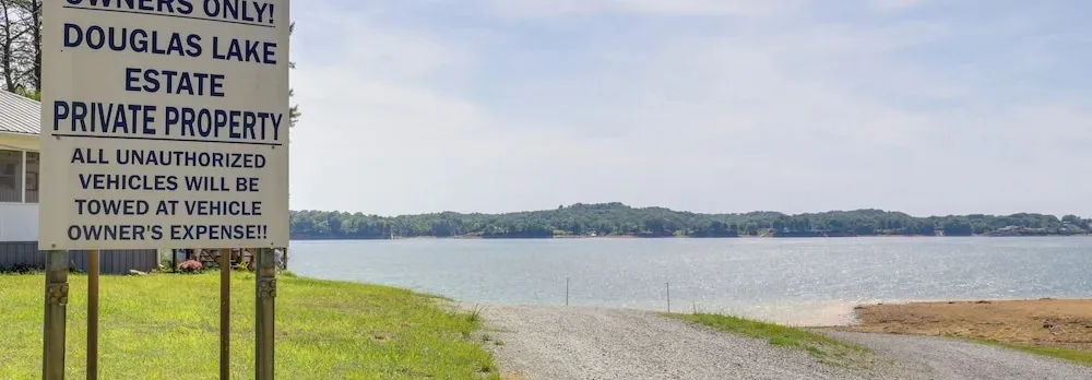 Douglas Lake Gem on Private Cove w/ Amazing Views!
