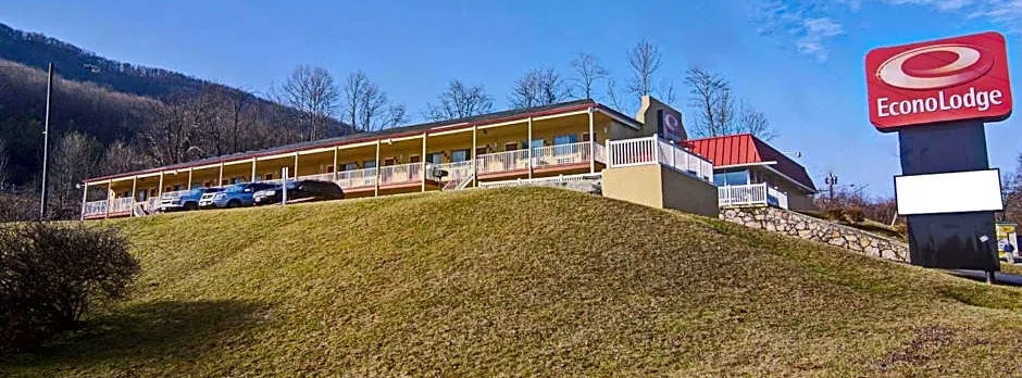 Econo Lodge Near Bluefield College