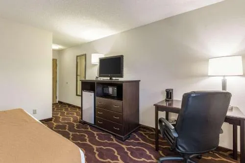 Quality Inn Kearney South