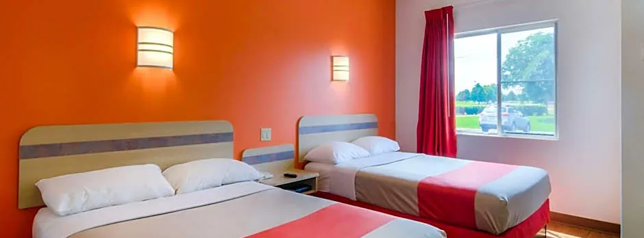 Motel 6-Owensboro, KY