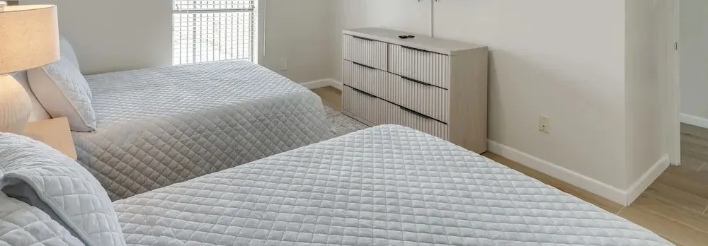 Stunning Views, Luxe Decor: Suntide III - Unit 805