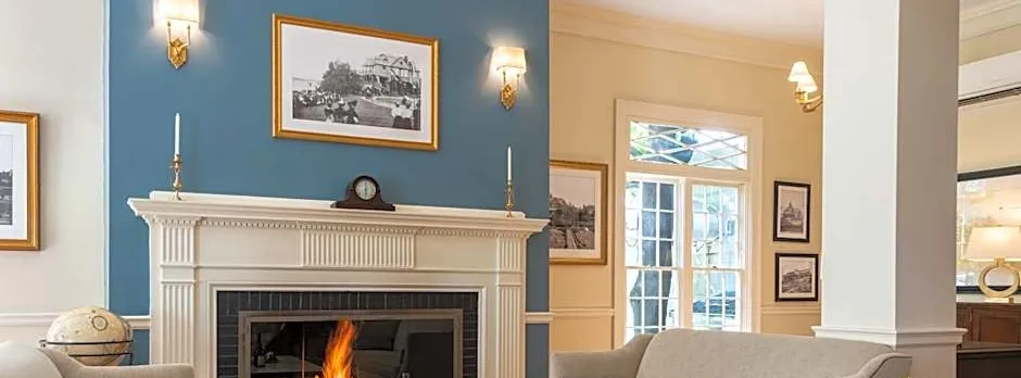 Bar Harbor Inn and Spa
