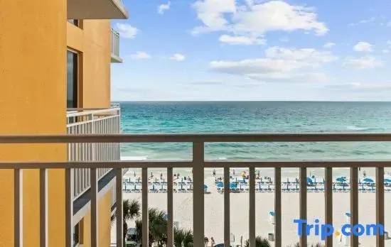 Splash Beach Resort 301E