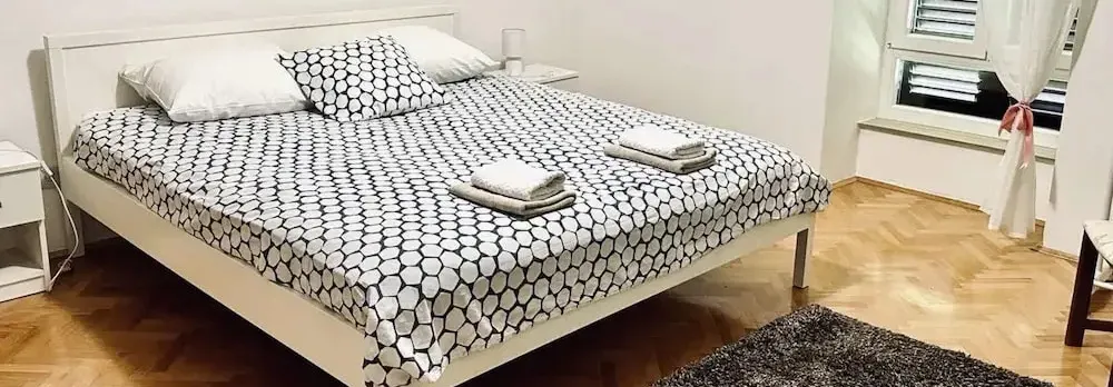 Luxury apartment Ivone with balcony