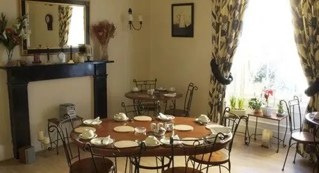 Hanover House Hotel
