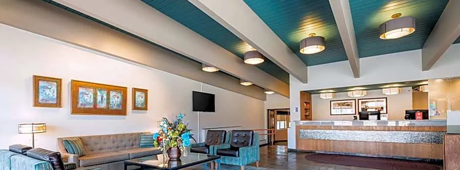 Turquoise Inn and Suites Cortez near Mesa Verde
