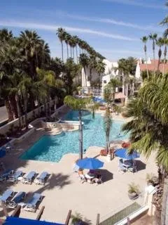 Crowne Plaza Phoenix - Chandler Golf Resort