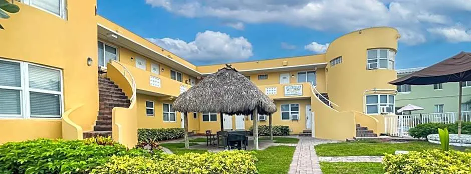 Hollywood Beach Seaside