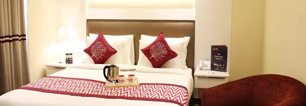 OYO Premium Naraina 2