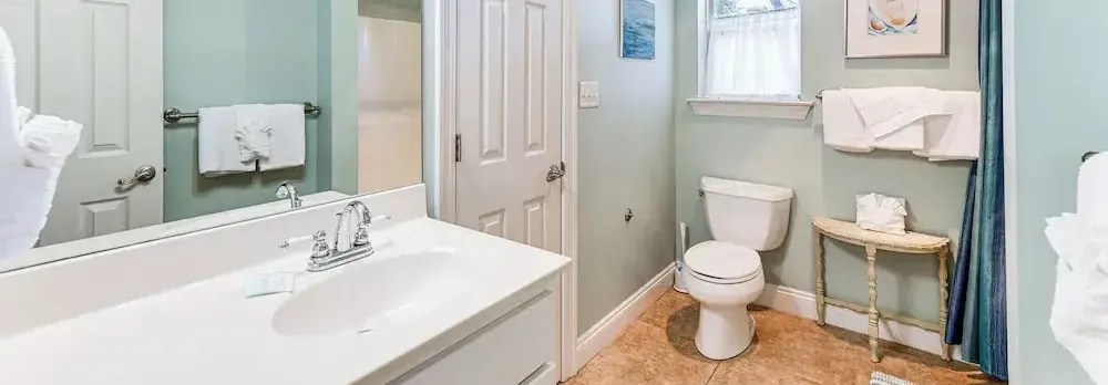 Gulf Shores Gem w/ Beachfront Patio & Sunset Pier!