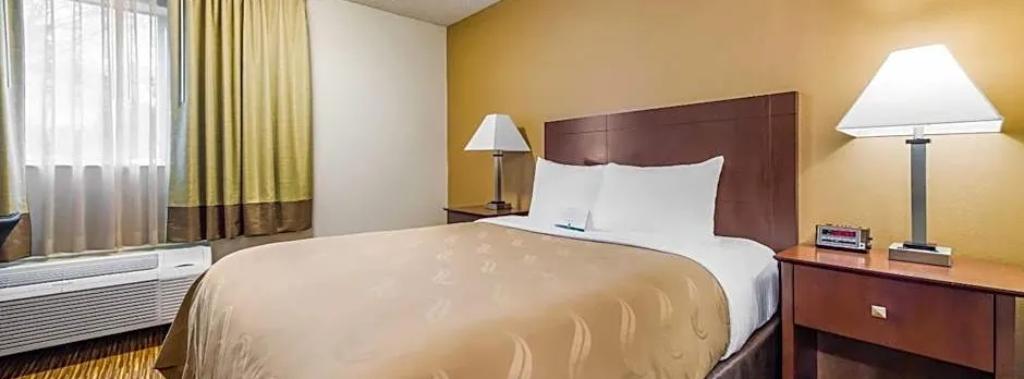 Quality Inn & Suites Lacey Olympia