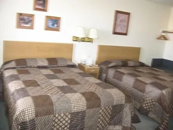 Little Bear Motel