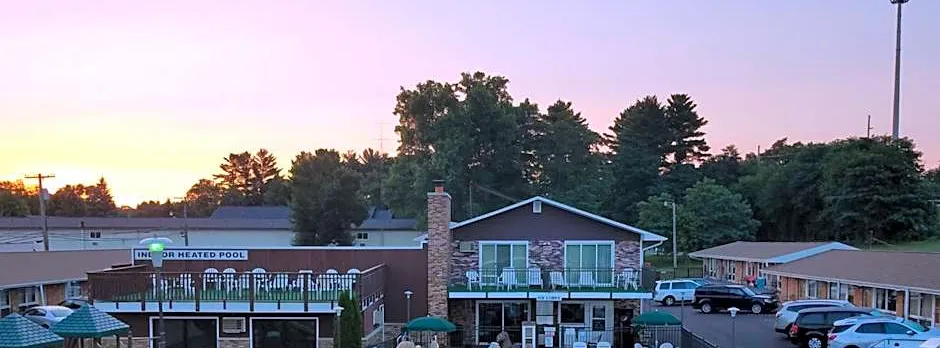 Black Hawk Motel & Suites