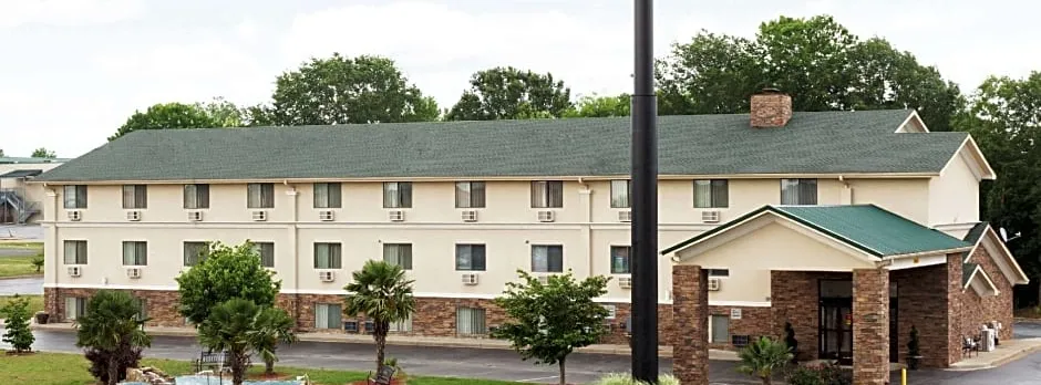 Super 8 by Wyndham Anderson/Clemson Area