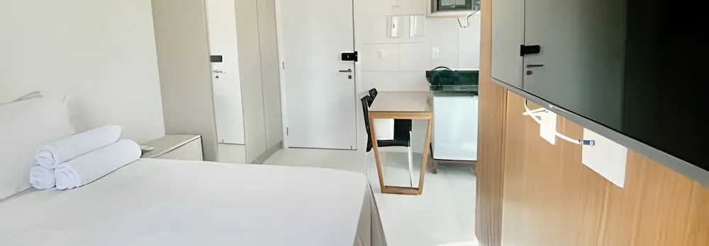 Compact Tambau
