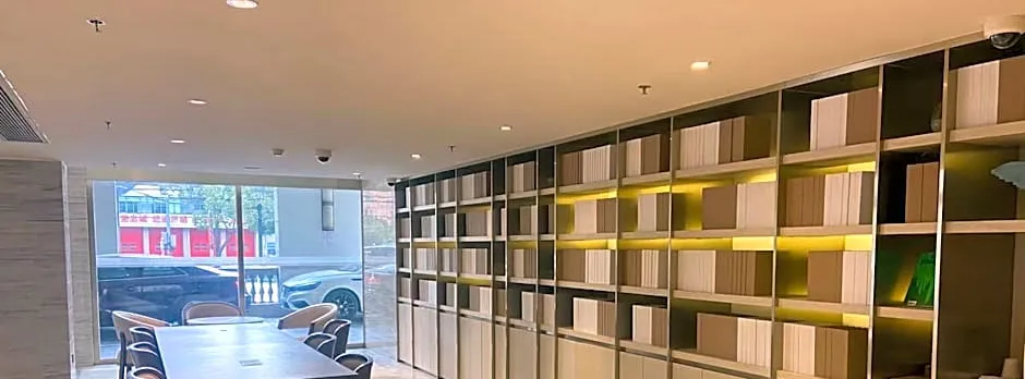 JI Hotel Shanghai Jiangwan Town Subway Station