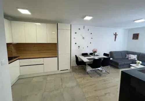The Big Terrace Apartment