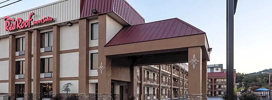 Red Roof Inn & Suites Pigeon Forge Parkway