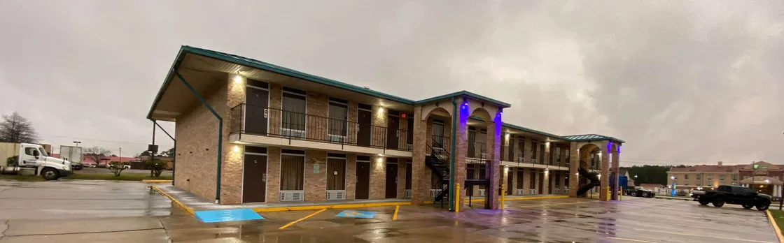 Days Inn by Wyndham Forest