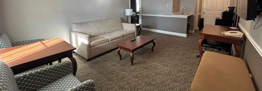 Golden Gables Inn Dazzler Select by Wyndham