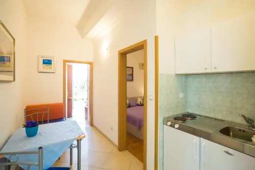 Sunshine Apartments