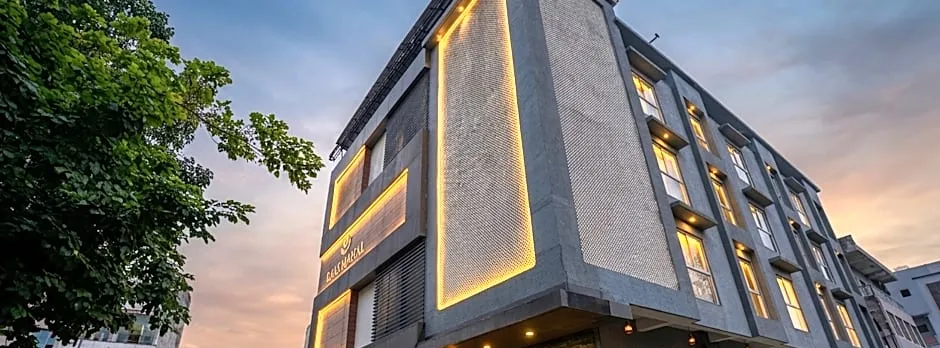 Raas Mahal Hotel
