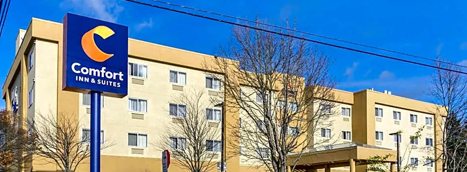 Comfort Inn & Suites Seattle North